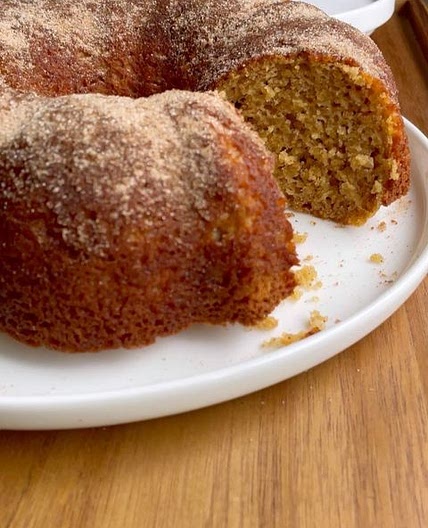 If you love apple cider donuts your gonna love this bundt cake! It tastes exactly the same except it’s not fried and it’s so easy to make! Apple cider donuts are always a must whenever we go apple picking. Creating this apple cider doughnut Bundt cake I wa