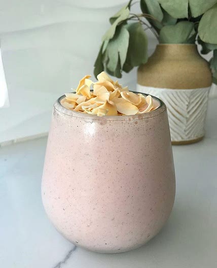🍓STRAWBERRY HEMP SMOOTHIE 🍓