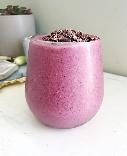 BLACKBERRY CHIA SMOOTHIE
