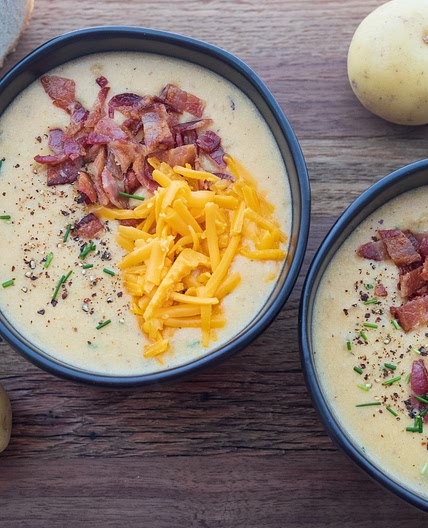 Creamy Cauliflower and Baked Potato Soup