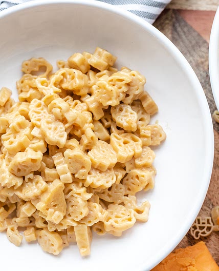 One-Pot Healthier Kraft-Style Mac and Cheese