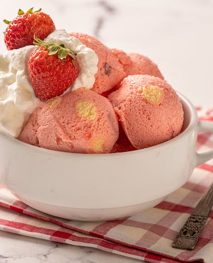 Strawberry Shortcake Ice Cream