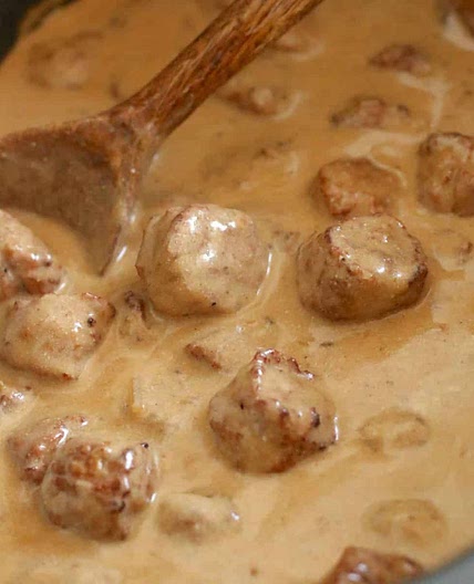 Crock Pot Swedish Meatballs (+Video)
