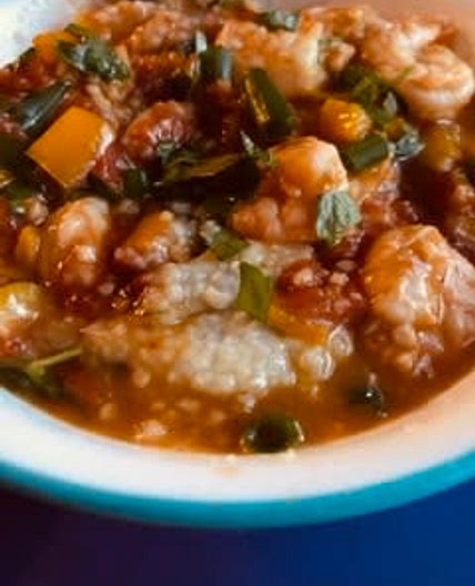 Marae’s shrimp n grits