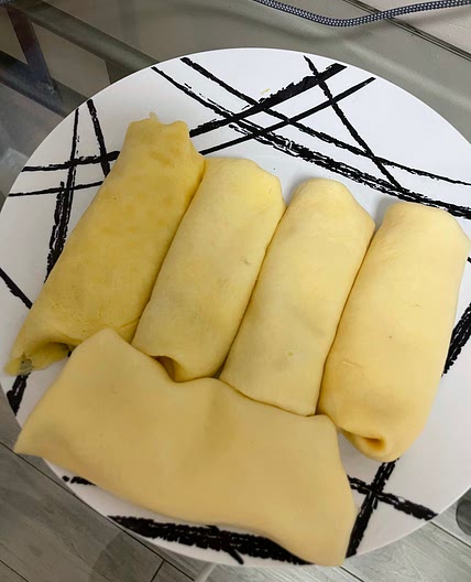 Cheese blintzes