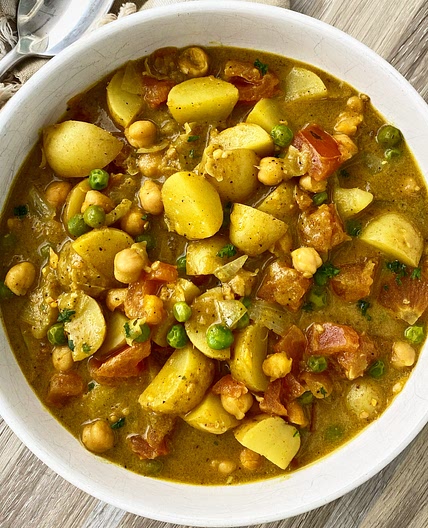 Chickpea Potato Curry (vegan)