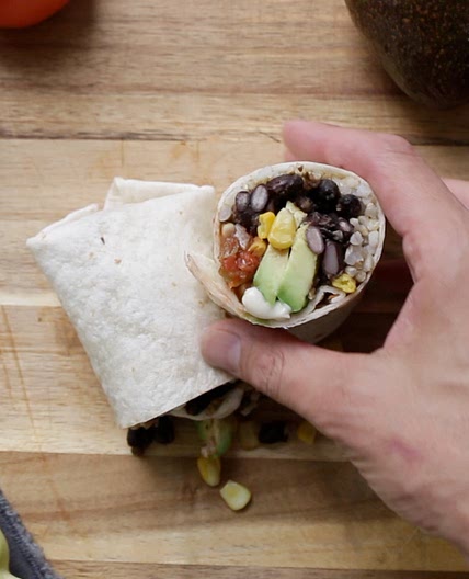 Burritos aux haricots noirs