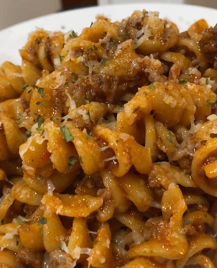 Meat sauce fusilli 