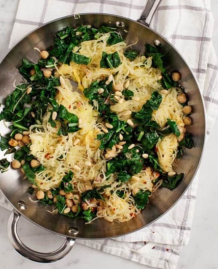 Spaghetti Squash w/ Chickpeas & Kale