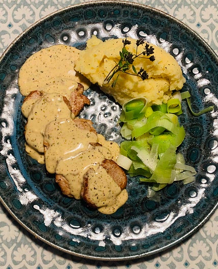 Camembert pork fillets 