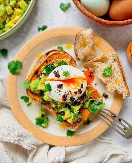 Avocado Toast With Poached Egg