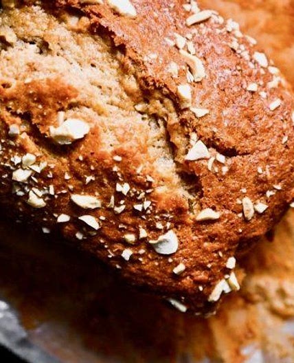 Superfood pumpkin bread with flax seeds