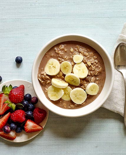 Chocolate Peanut Butter–Banana Overnight Oats
