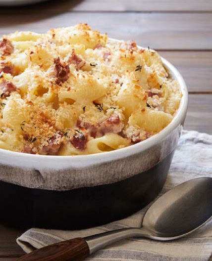 Smoked Gouda and Sausage-Infused Mac and Cheese