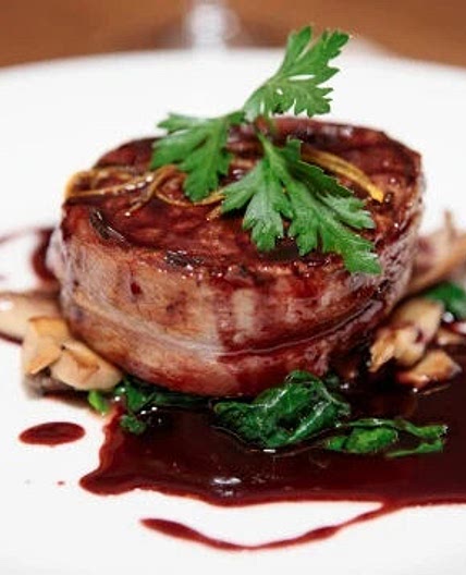 Pan-Seared Filet Mignon with Brandy Sauce