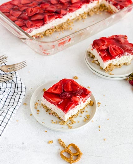 Strawberry Pretzel Salad
