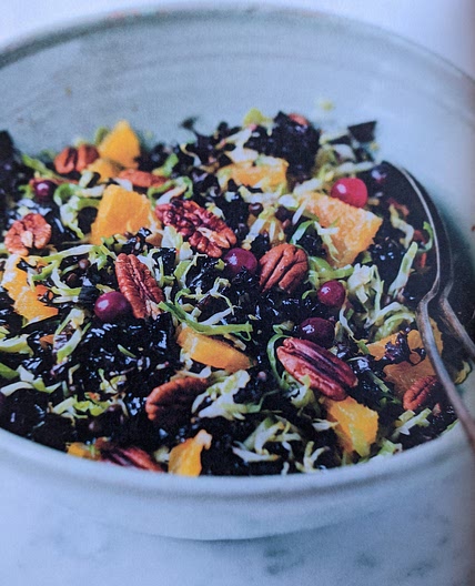 Salade américaine aux choux de Bruxelles et cranberries