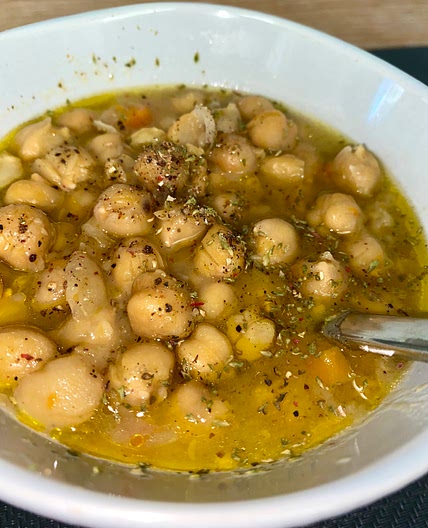 Chickpea Soup in a Pressure Cooker