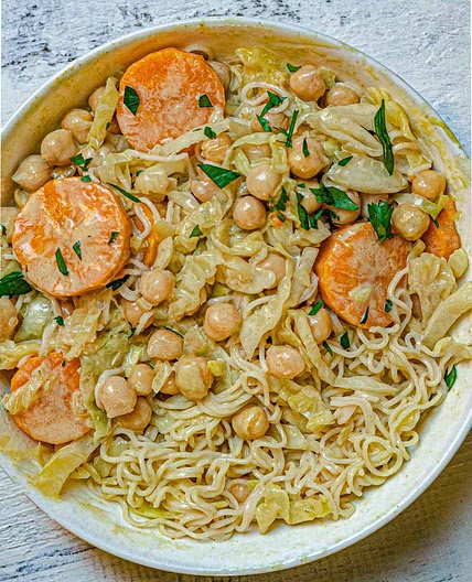 Chickpea Curry with Noodles