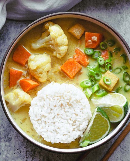 Lemongrass Turmeric Tofu Curry