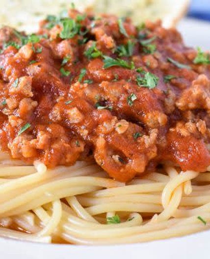 Pasta with Mushrooms and Red Sauce