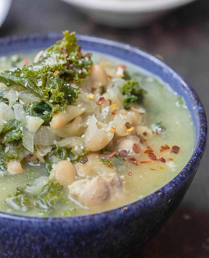 BEST White Bean and Kale Soup with Chicken