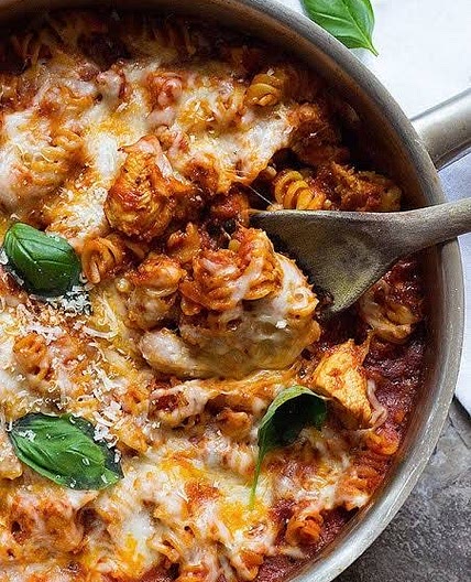 One Pot  “Chicken Parm” Pasta 