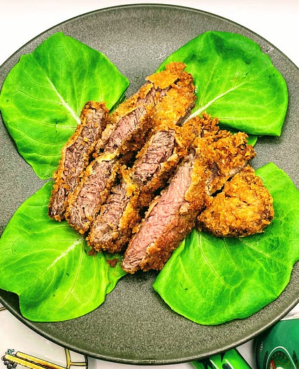 Gyukatsu (Deep-Fried Beef Cutlets)