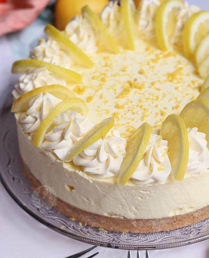 No-Bake Lemon Cheesecake!