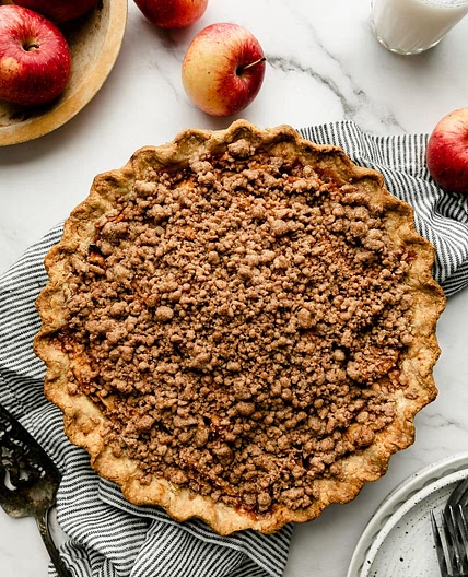 Gluten-Free Apple Pie with Crumb Topping (Easy to Make)