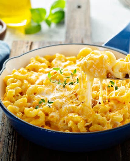 Creamy Four Cheese Pasta with Spinach 