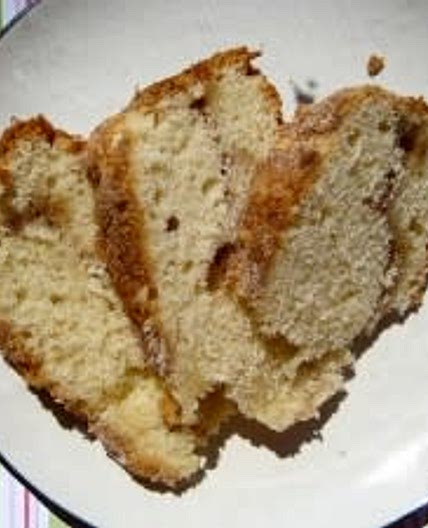 Easy Sour Cream Cake