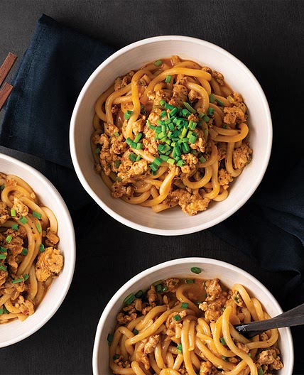 Quick Chicken & Peanut Udon