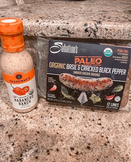 Chicken Sausage Rainbow Veggie Bowl w/ Habanero Ranch