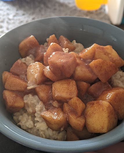 Cinnamon Apple Oatmeal