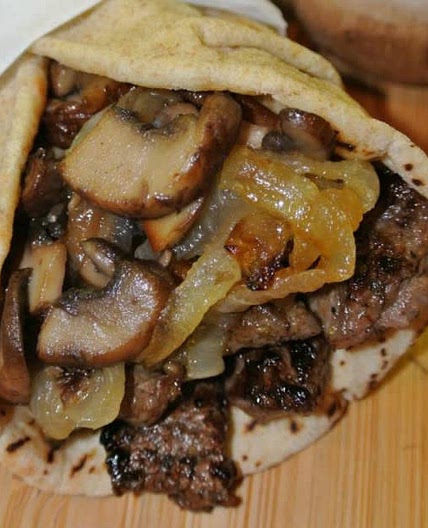 GREEK STEAK PITAS WITH CARAMELIZED ONIONS AND MUSHROOMS