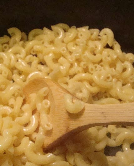 Stovetop macaroni and cheese (p. 325)