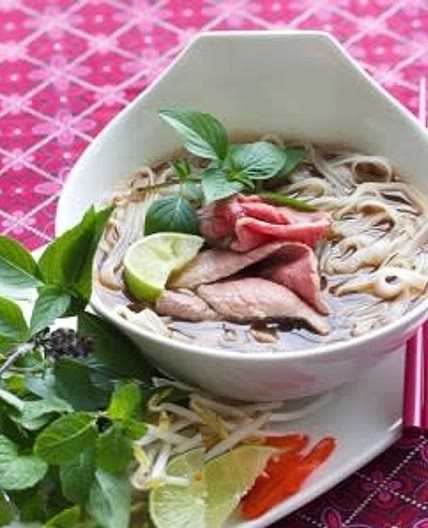 Vietnamese Pho: Beef Noodle Soup