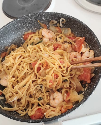 Egg srhimp fried rice/noodles