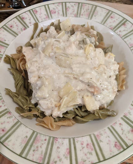 Clam artichoke Alfredo pasta
