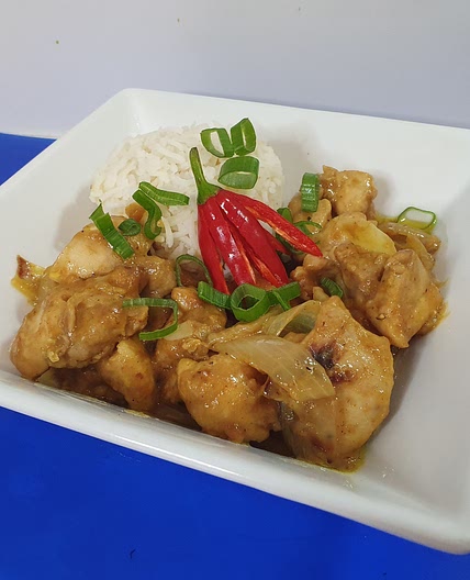 CHICKEN IN PEANUT SAUCE