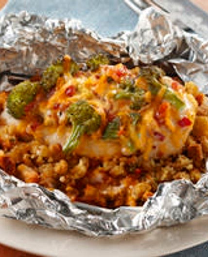 Foil packet chicken & broccoli