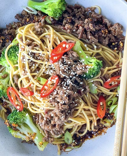 Sticky Beef Noodles