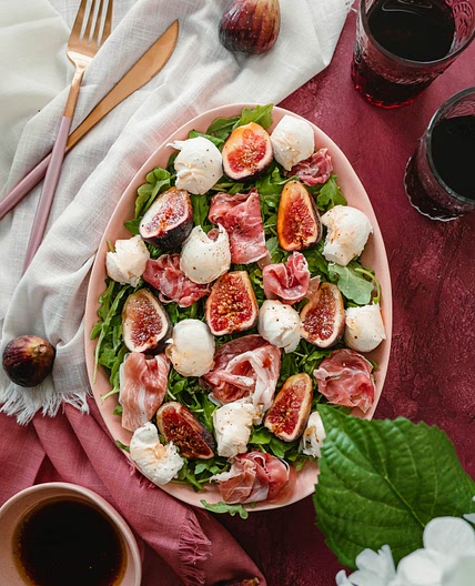 Autumn Salad | Thanksgiving & Friendsgiving — The Spice Odyssey