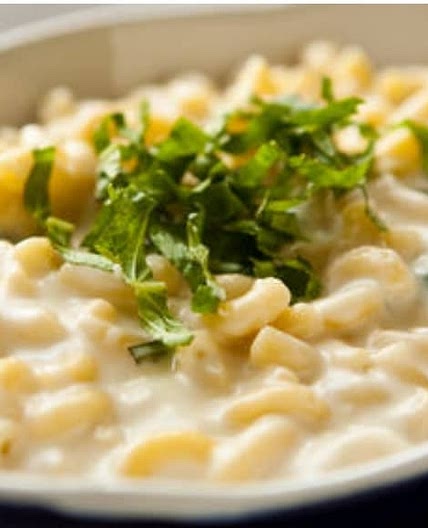 Mozzarella Macaroni and Cheese with Garlic