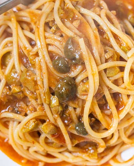 Spaghetti alla Puttanesca