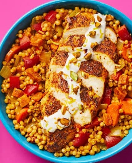 🇲🇦Moroccan Chicken Couscous Skillet with Pistachios & Lemon Garli