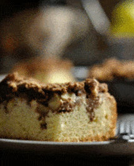 Chai Apple Coffee Cake