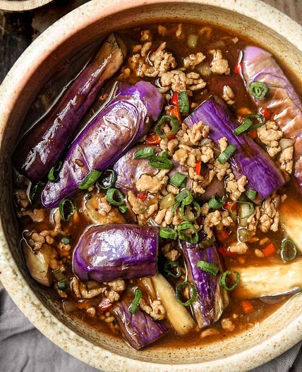Chinese Eggplant with Garlic Sauce (鱼香茄子)