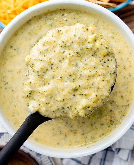 Instant Pot Broccoli Cheese Soup